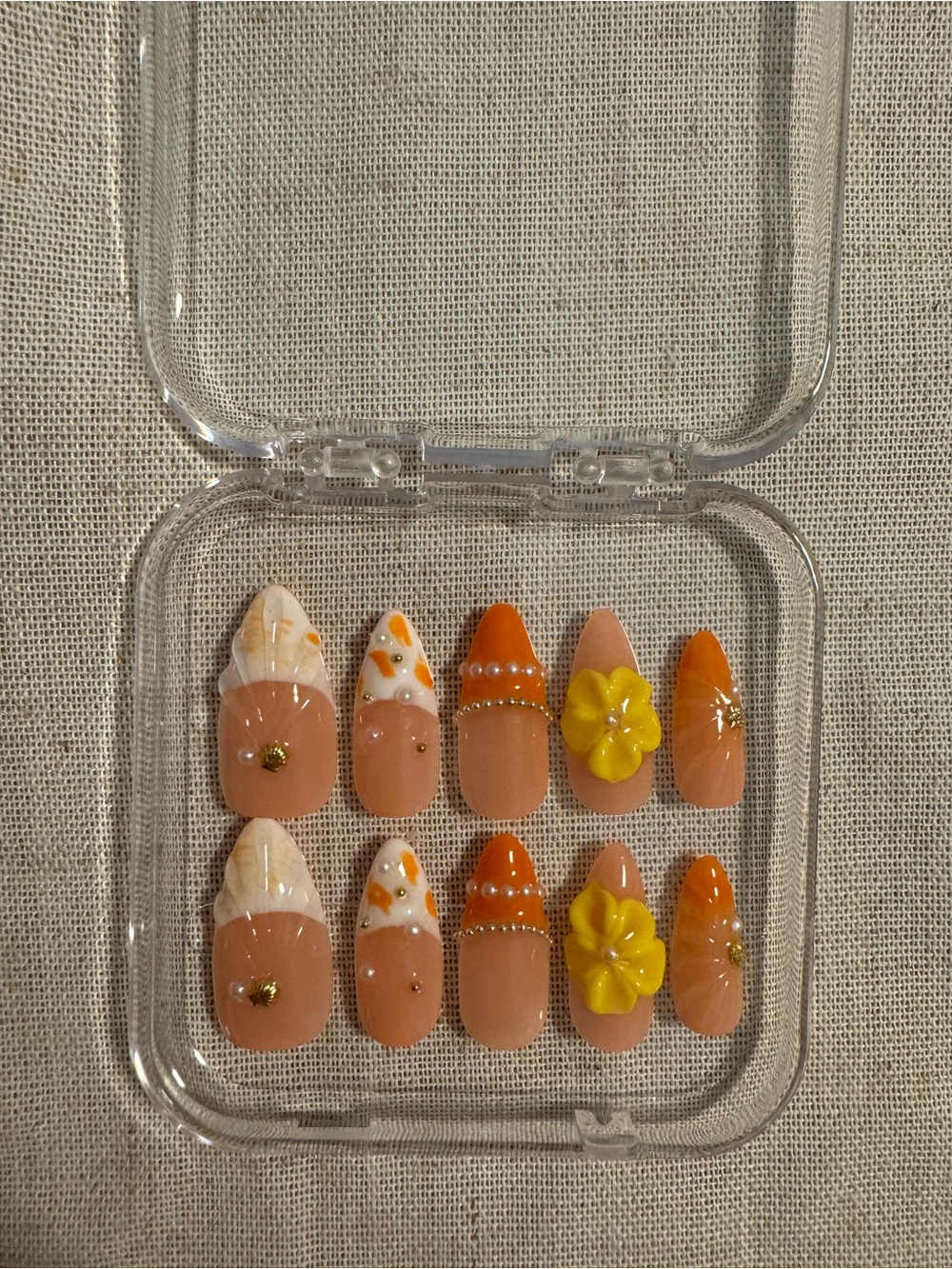 Orange Floral Accent Press-On Nails - Women's Set
